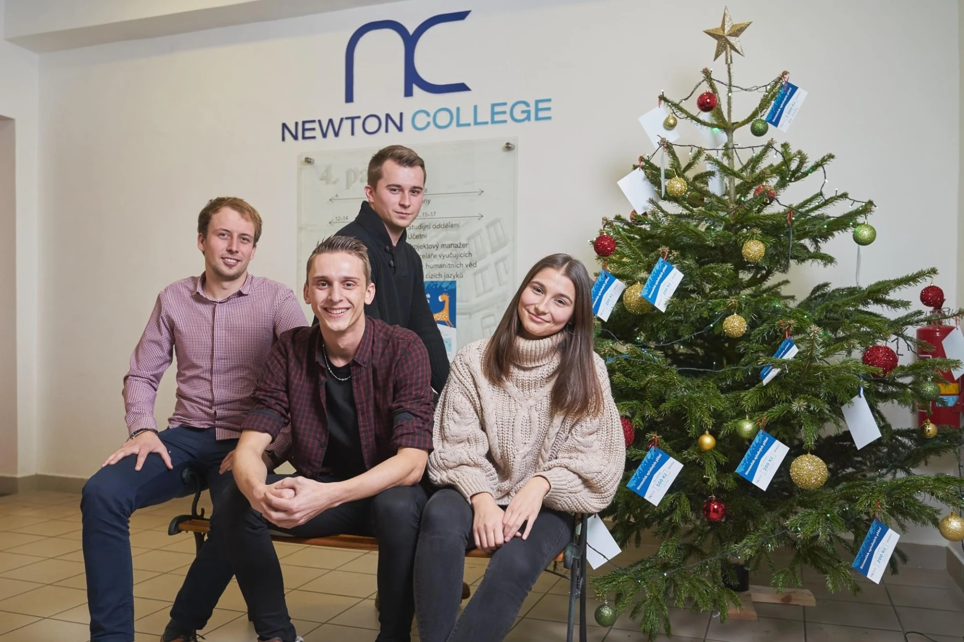  Stromeček září on-line díky šikovným lidem z NEWTONu