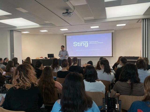 Je zbytečné učit se účetnictví, když máme umělou inteligenci?