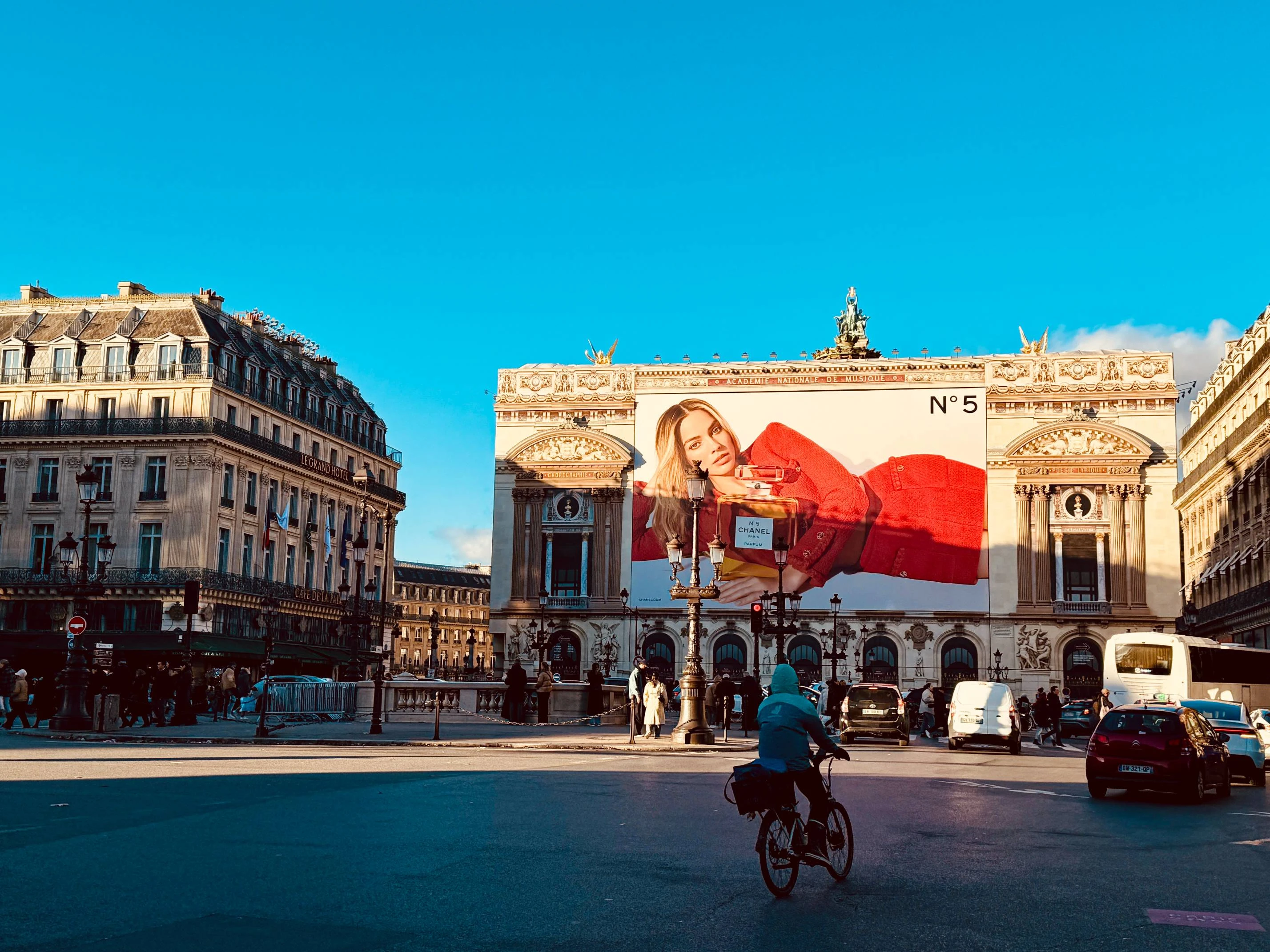 Neboj se vystoupit z řady: Tvá Erasmus mise za hranice možností!
