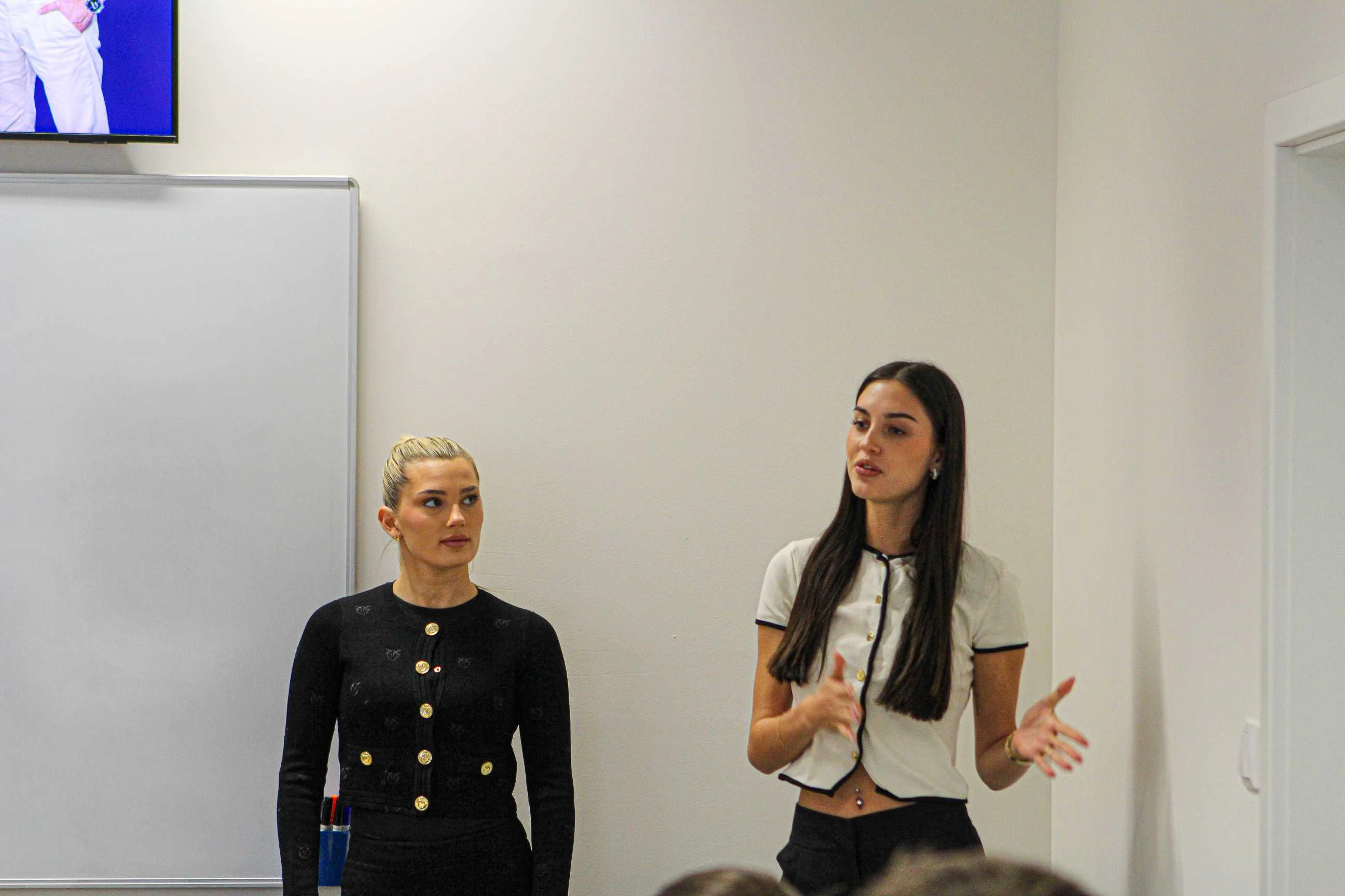 Zásady efektivní komunikace: Strategický klíč k úspěchu v 21. století