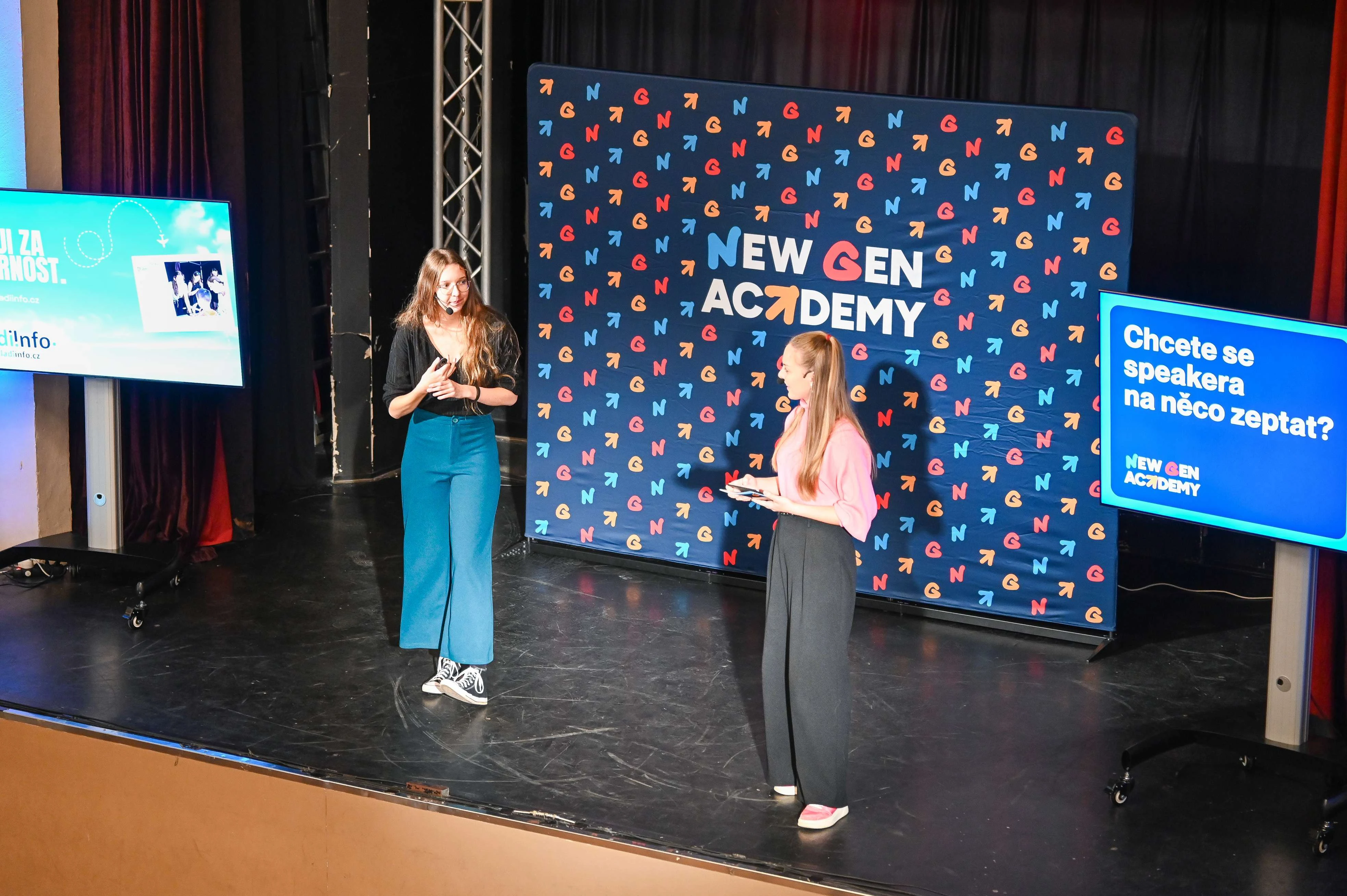 „Nejdůležitější je odvaha,″ říkají speakeři NEW Gen Academy