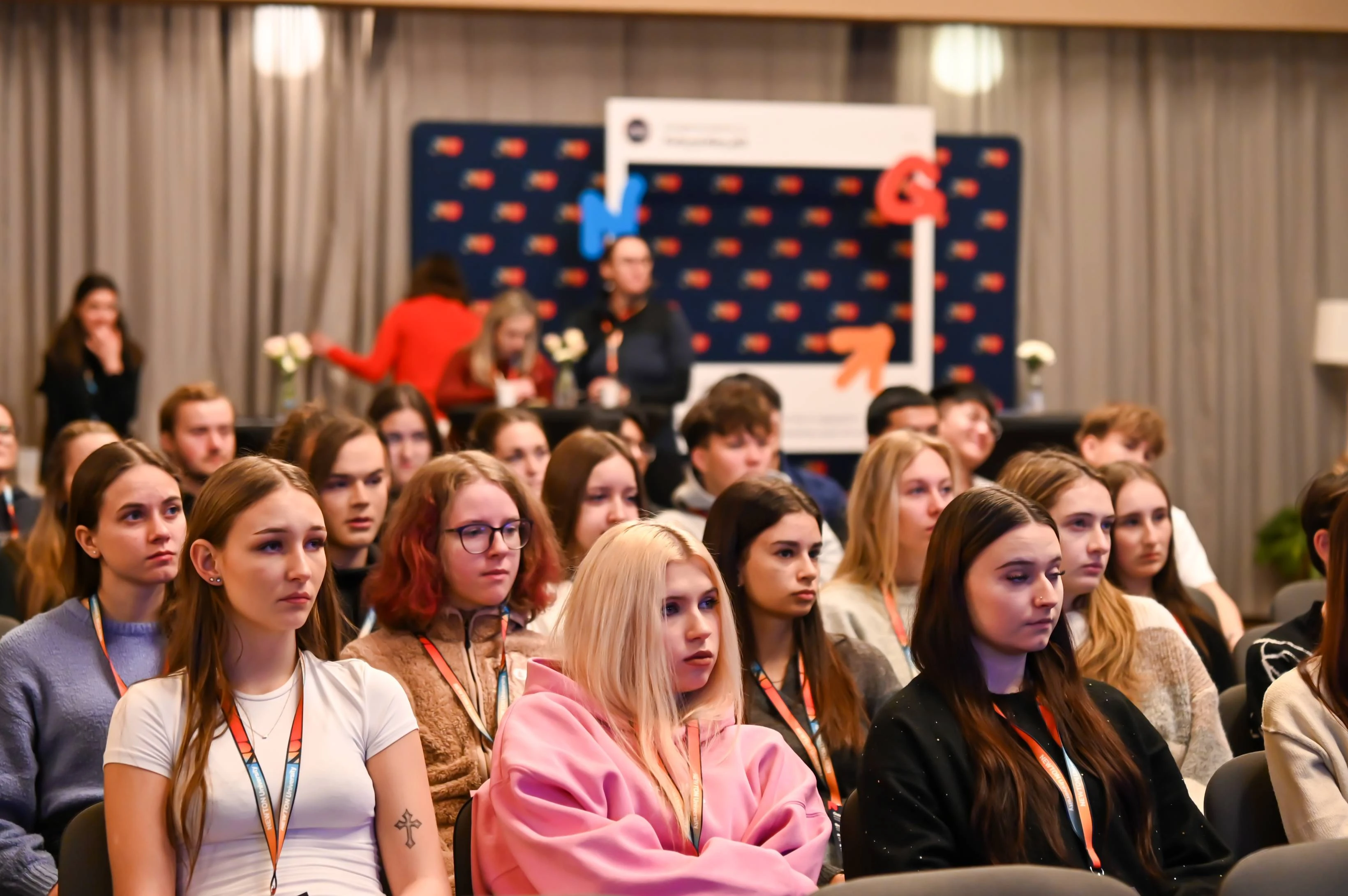 „Nejdůležitější je odvaha,″ říkají speakeři NEW Gen Academy