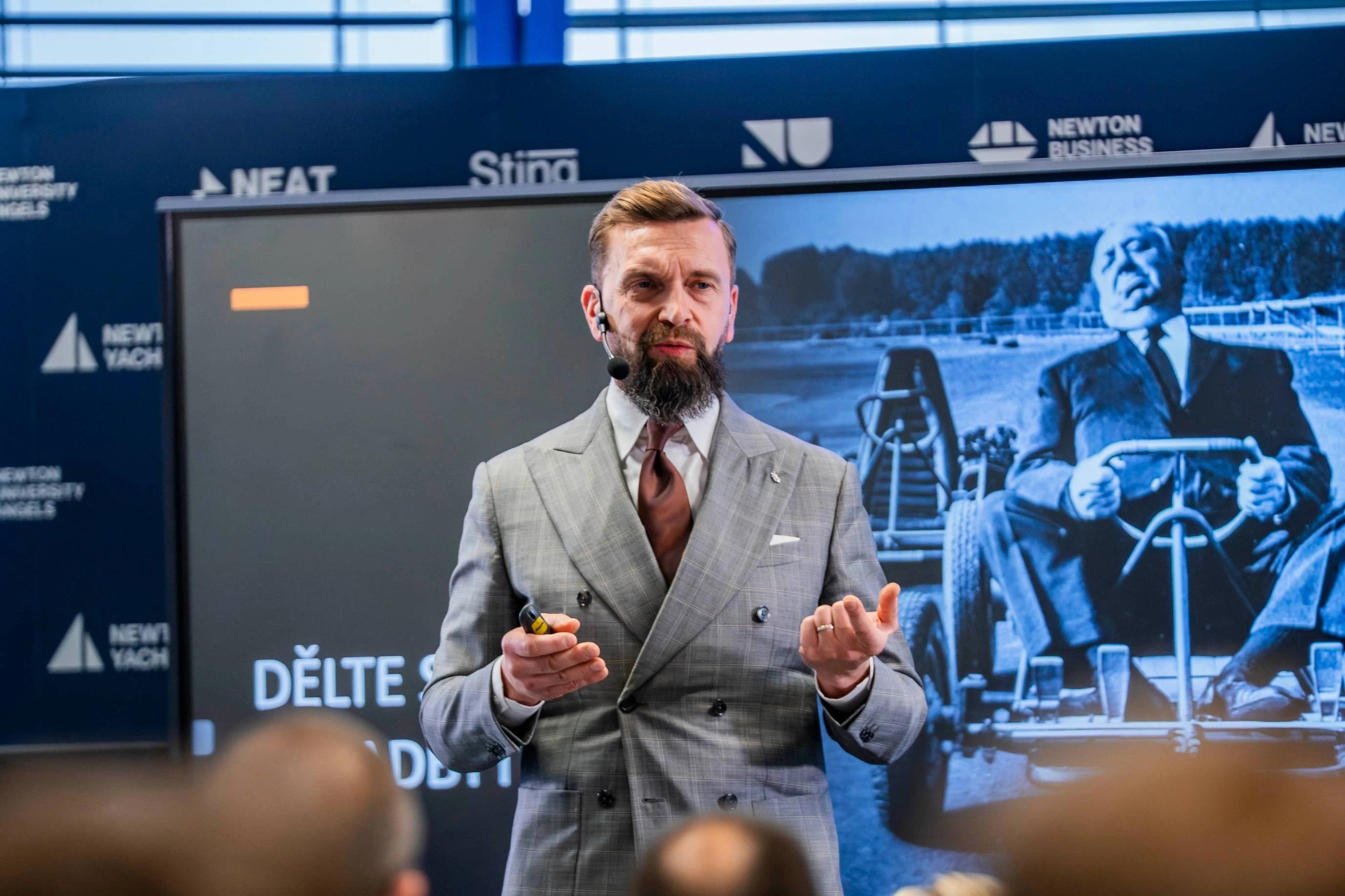 NEWTON Business Summit ukázal sílu komunity v Praze i Brně