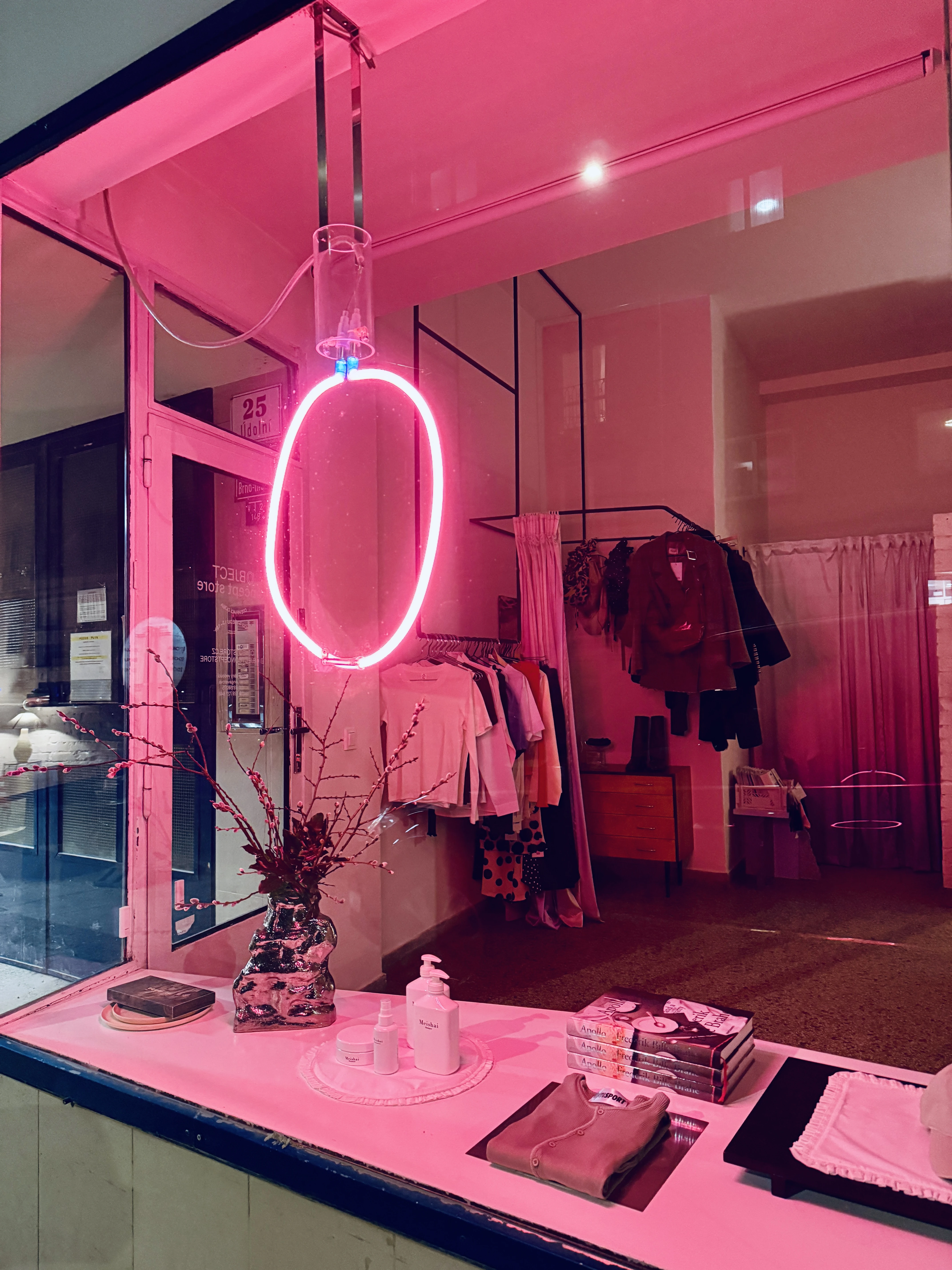 Welcome to World of Sustainable Design & Fashion: Sustainable Tour Brno
