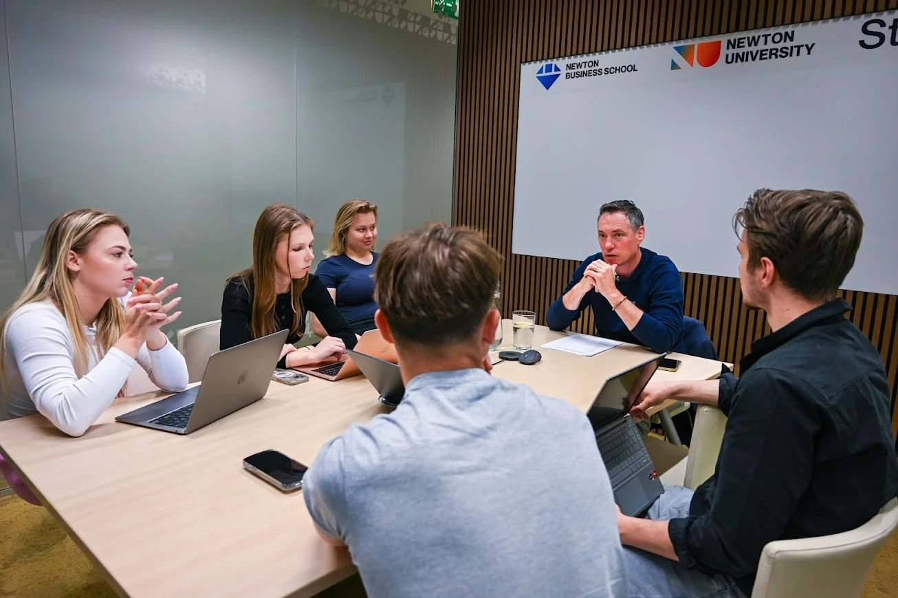 Studenti programu Business Leadership během 24 hodin navrhli strategii pro NEWTON University