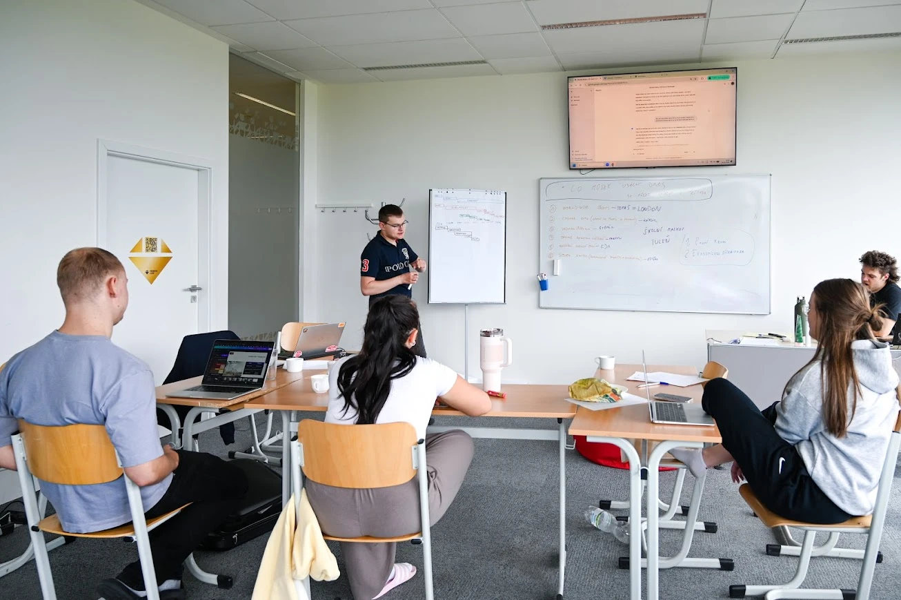 Studenti programu Business Leadership během 24 hodin navrhli strategii pro NEWTON University