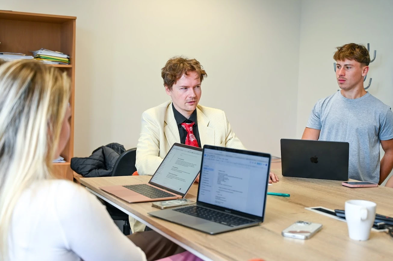 Studenti programu Business Leadership během 24 hodin navrhli strategii pro NEWTON University