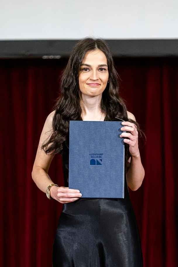 From School desk straight to the Global Market