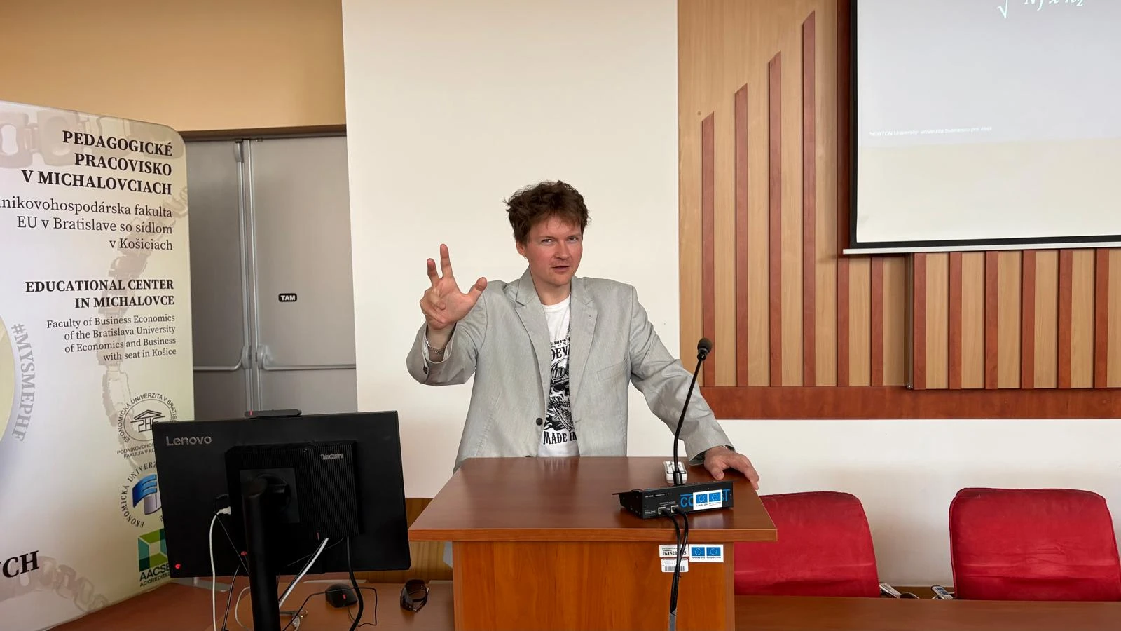 Jak řídit podnik v době neustálých změn? NEWTON University propojuje výzkum s praxí na mezinárodní úrovni