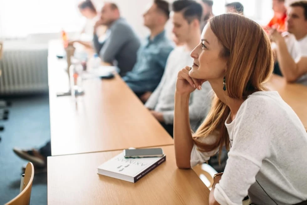 10 tips to improve your English, (mostly!) from the comfort of your own home