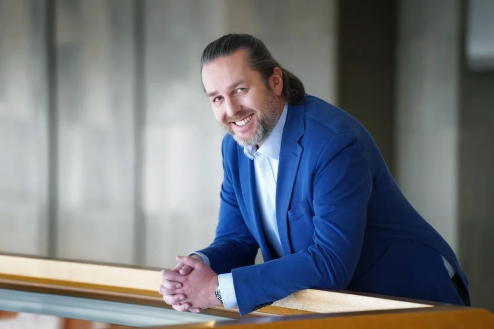 Jak zlepšit prezentační dovednosti: naučte se mlčet a stát rovně