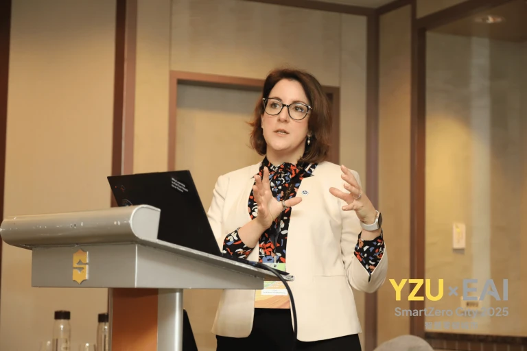 Nejen znovu vstát: Propojení systémové a individuální odolnosti v proměnlivém světě