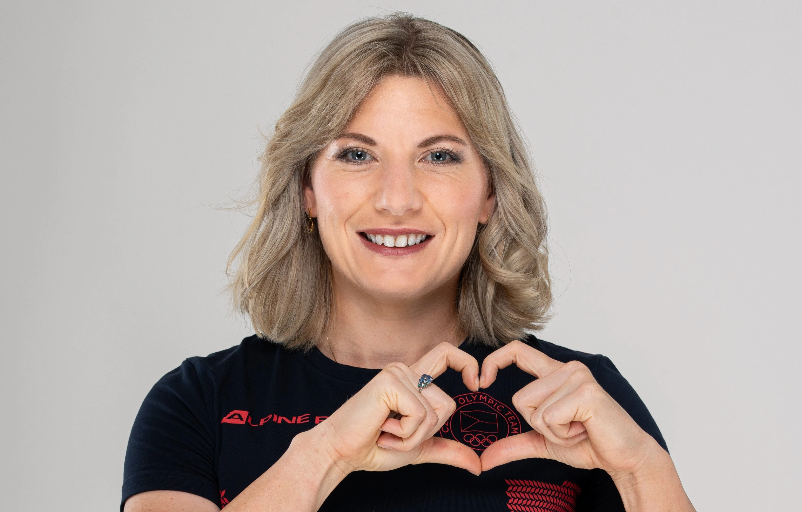 „Po tréninku si jdu odpočinout k tabulkám.“ říká naše kolegyně, biatlonistka Lucie Charvátová