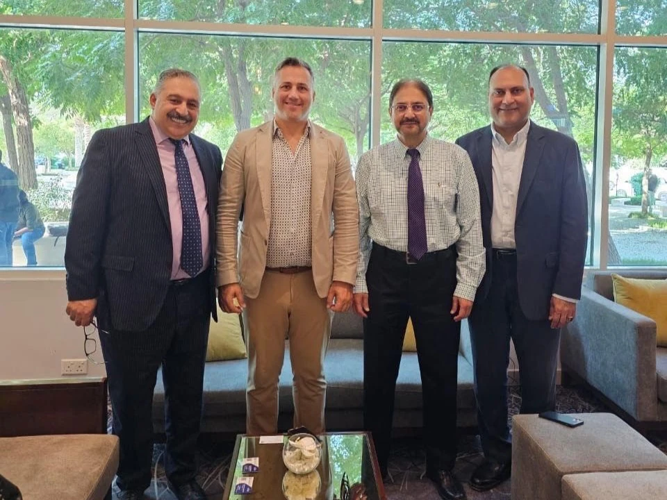 Management Without Borders